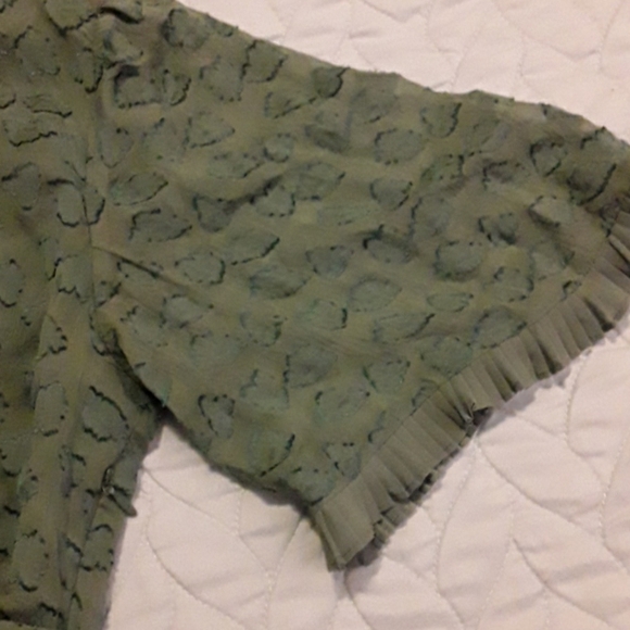 BCBG silk blend tie top - Picture 5 of 7